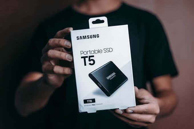 Should You Defrag an SSD? image 1