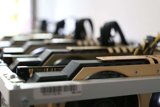What&#8217;s the Difference Between Consumer and Professional Workstation Graphics Cards? image 1